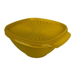 Vintage Tupperware Yellow Servalier Bowl with Sunburst Lid 8 Inch Square 1204-12